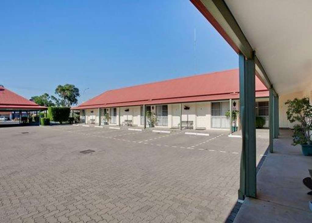 Pioneer Motel Goondiwindi Extérieur photo